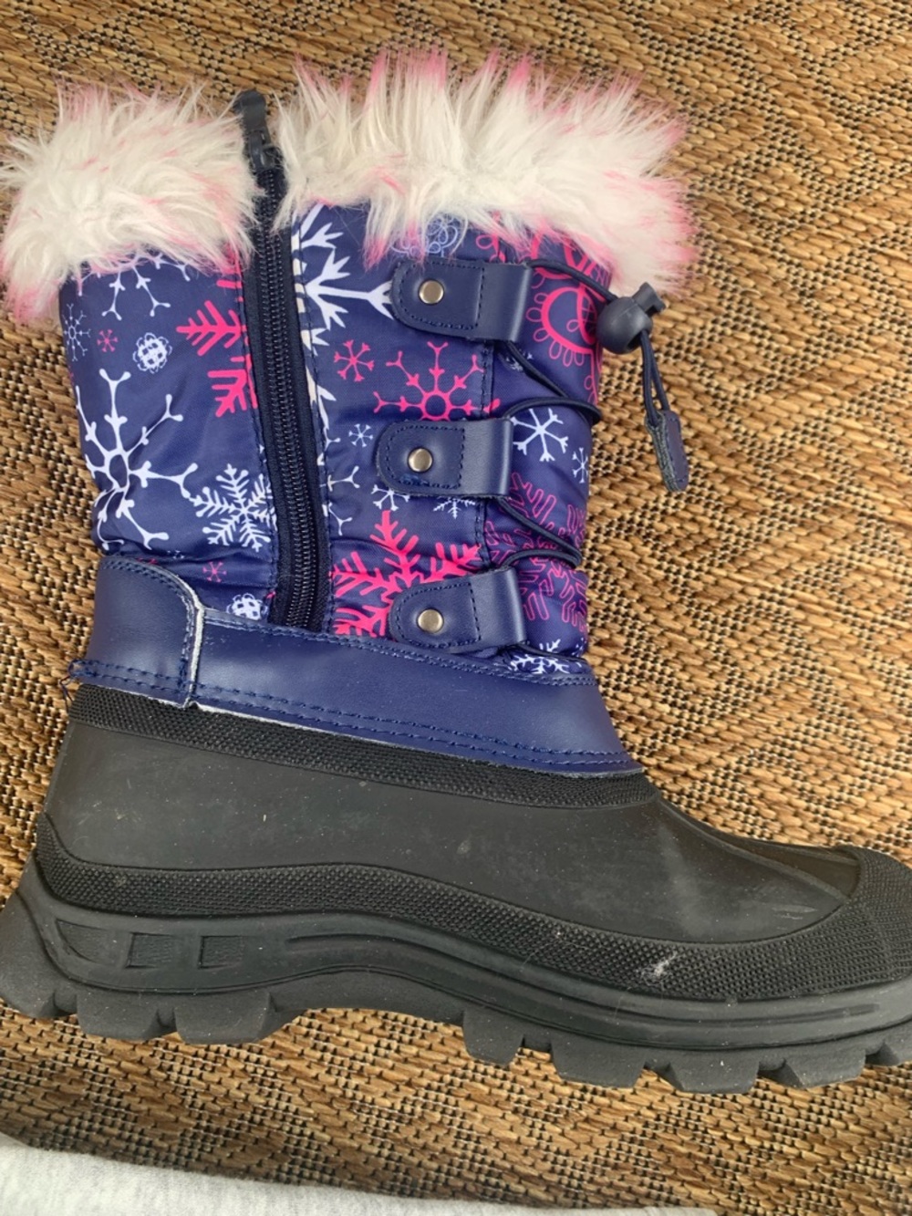 Dream Pairs Navy and Pink Snowflake Kids Winter Boots